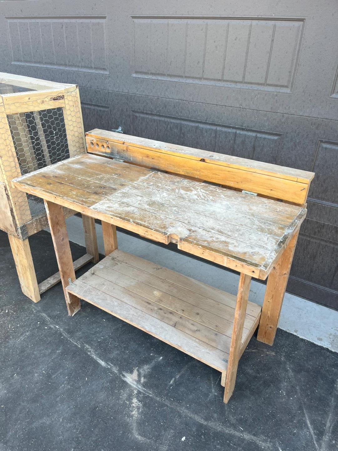 Sturdy work table