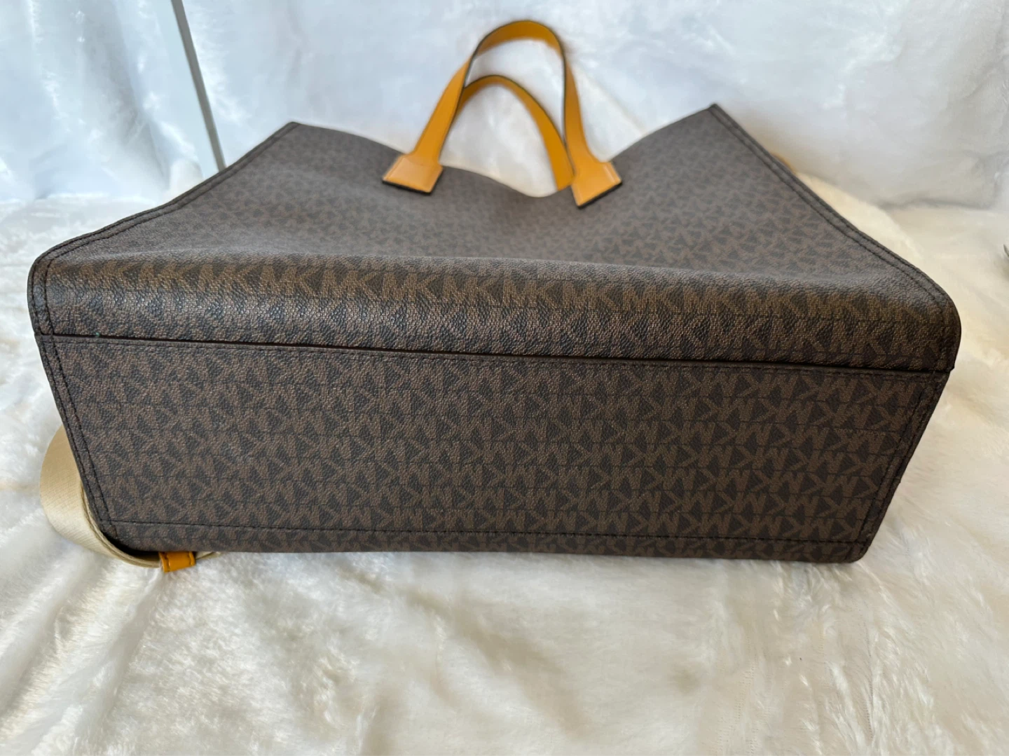 Michael Kors Tote Bag Brown Monogram with Tan Accents - photo 5
