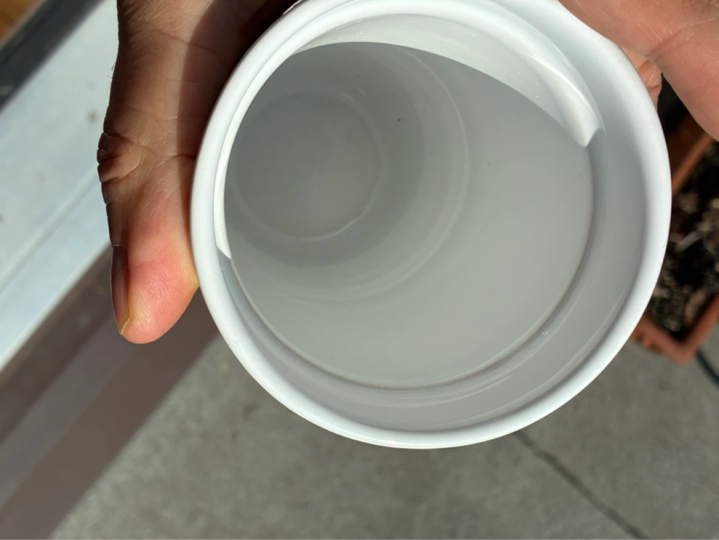 $4 IKEA ceramic pottery travel mug lid black white design Art - photo 4
