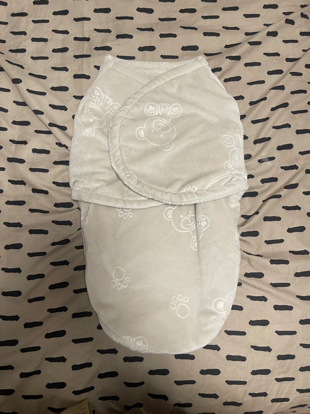 Baby swaddle