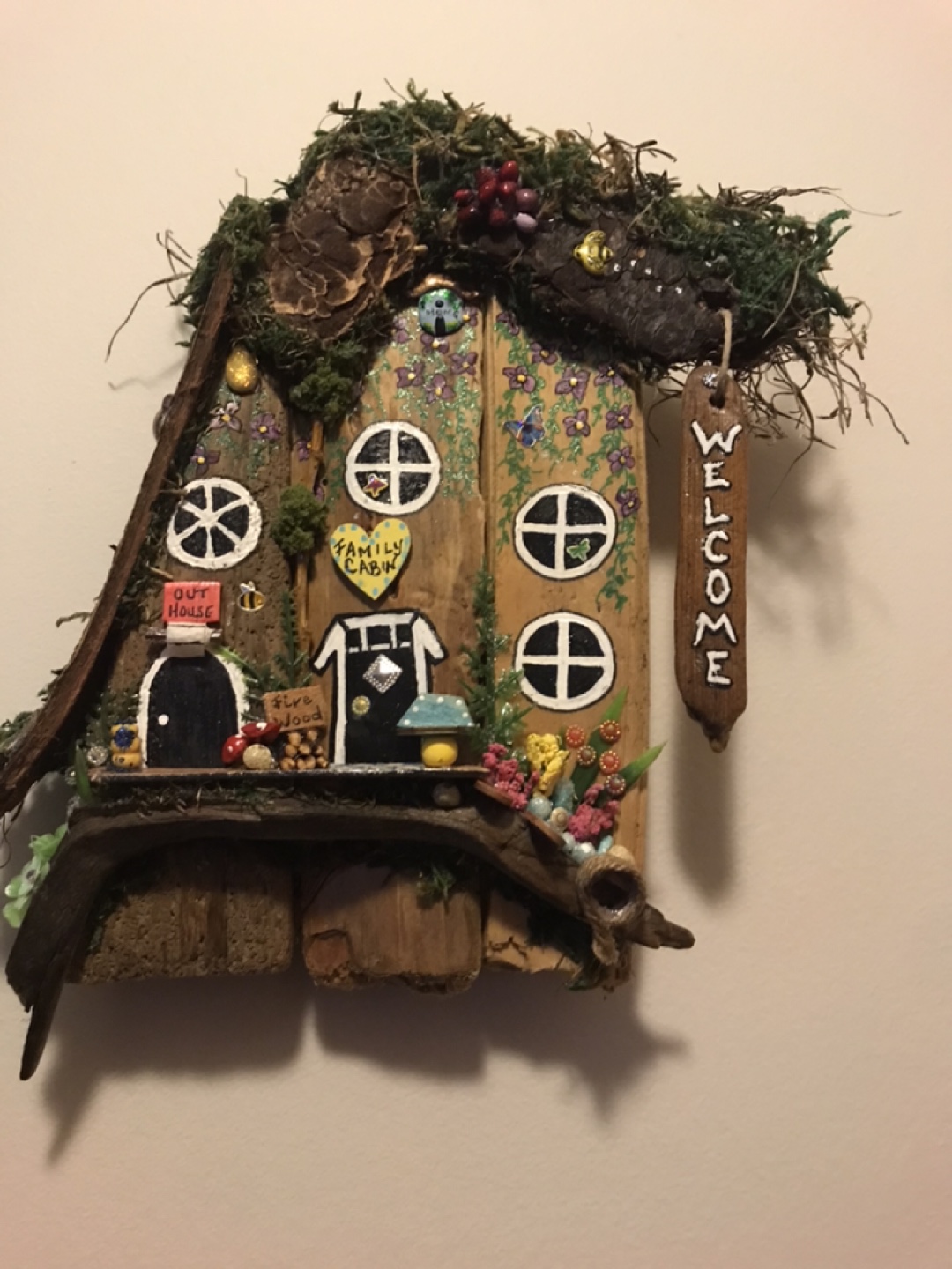 Handmade Family Cabin / driftwood