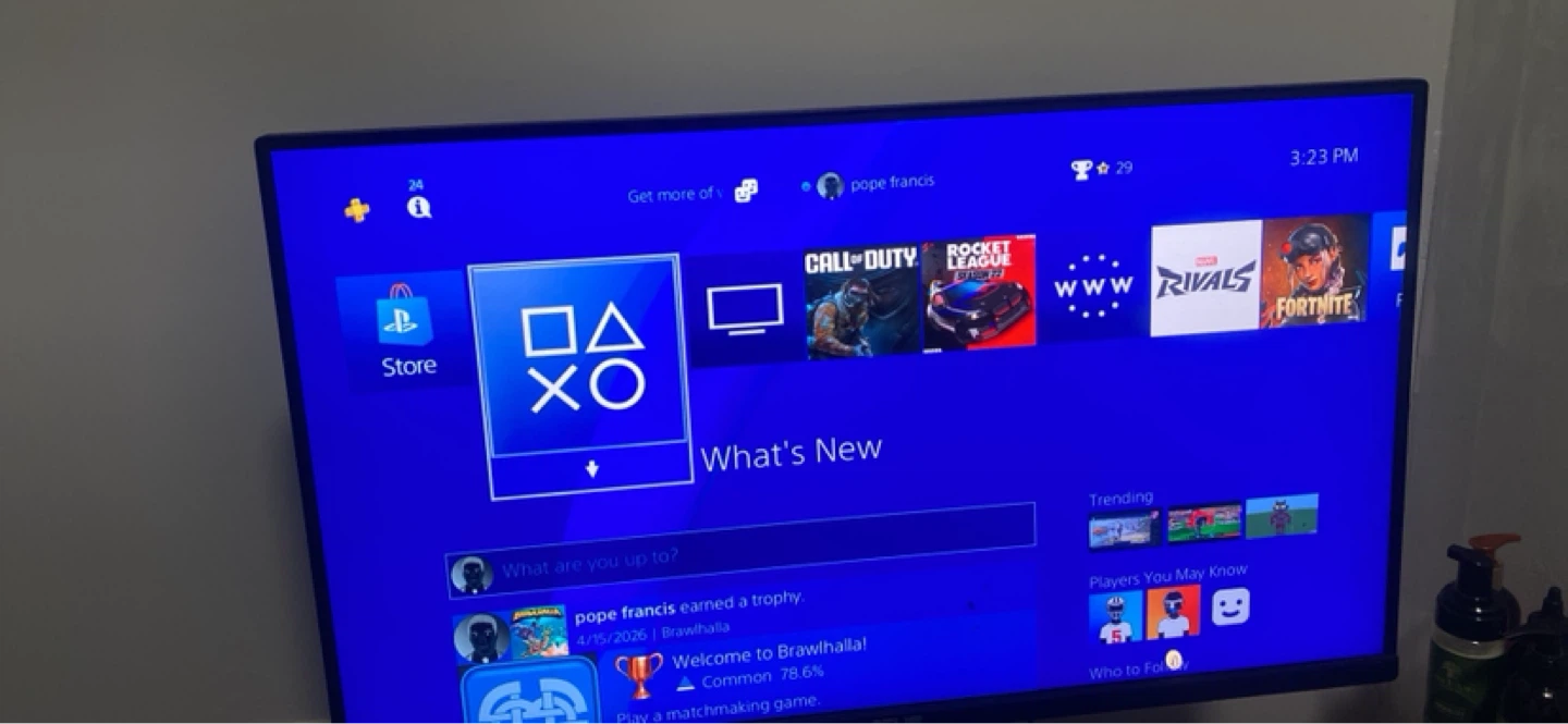 PS4 tryna sell asap it work perfectly I just don’t need it - photo 5
