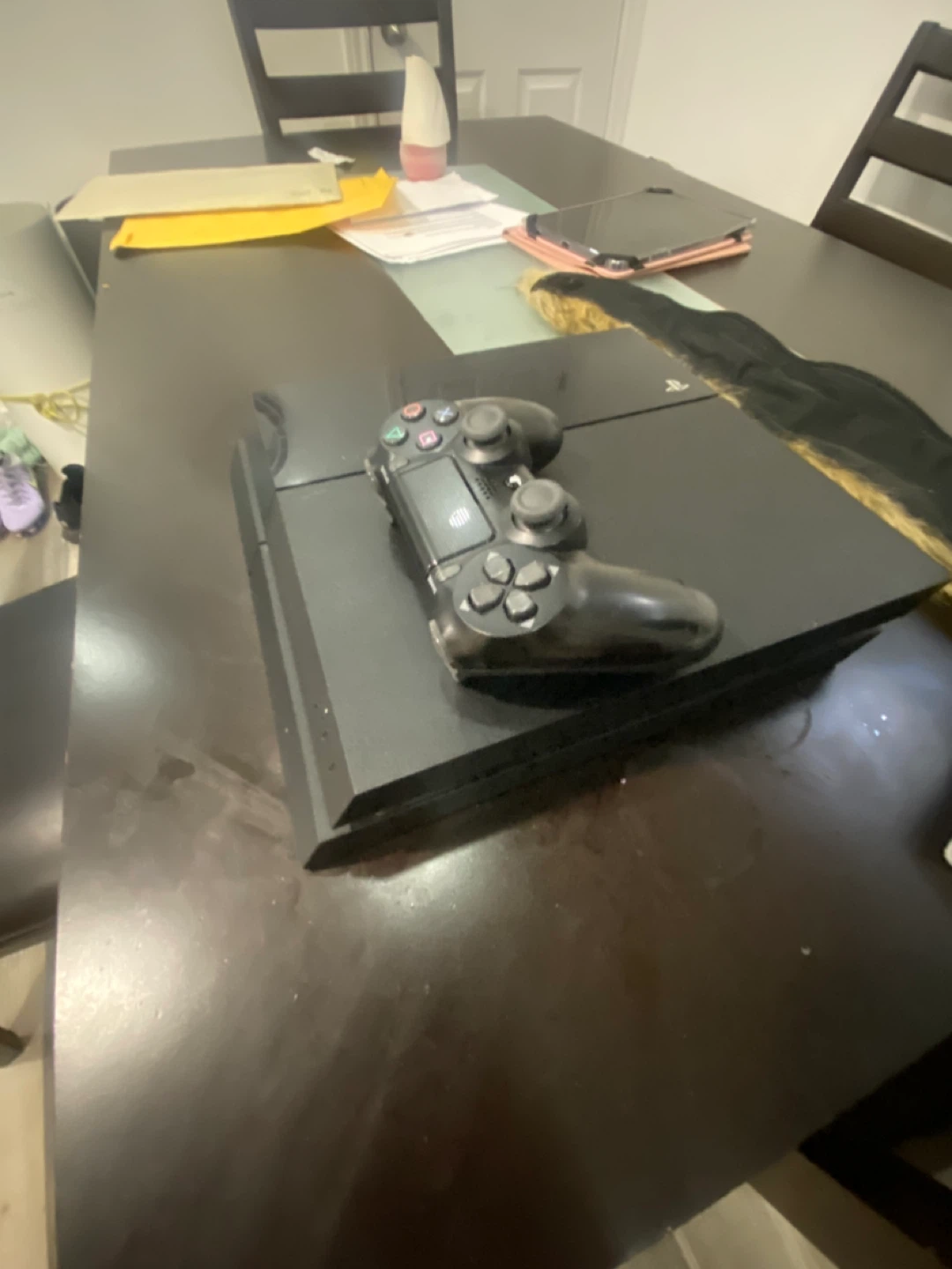 PS4 tryna sell asap it work perfectly I just don’t need it - photo 2