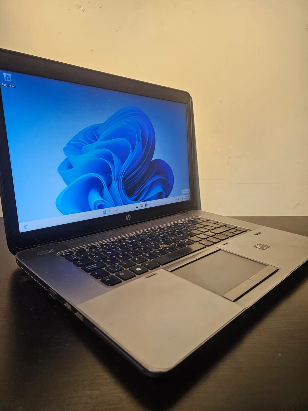 🔥 15.6” HP EliteBook - Good Battery | i5 | 8GB RAM | 500GB HD - photo 2
