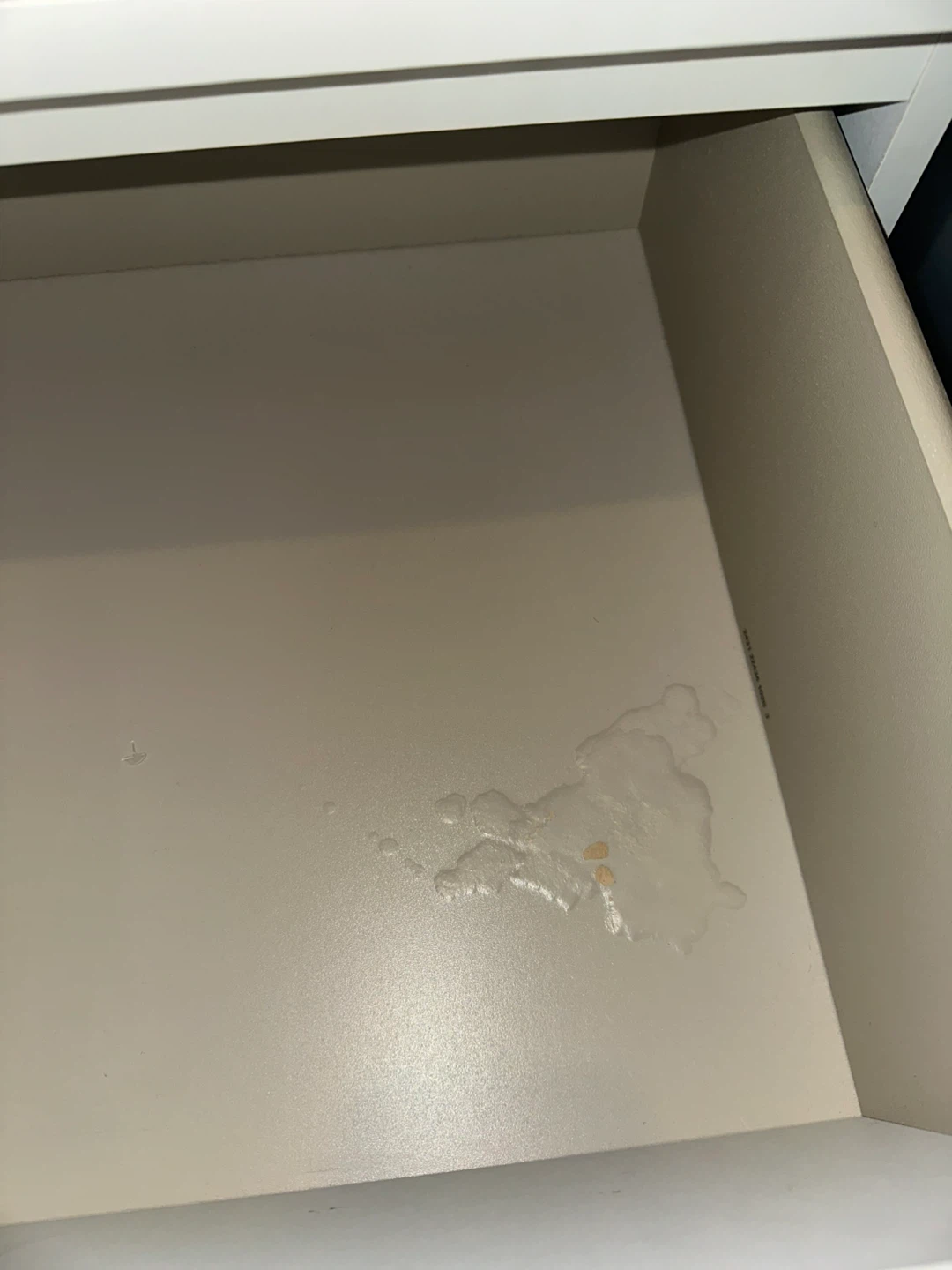 IKEA MALM 4-drawer dresser - photo 3
