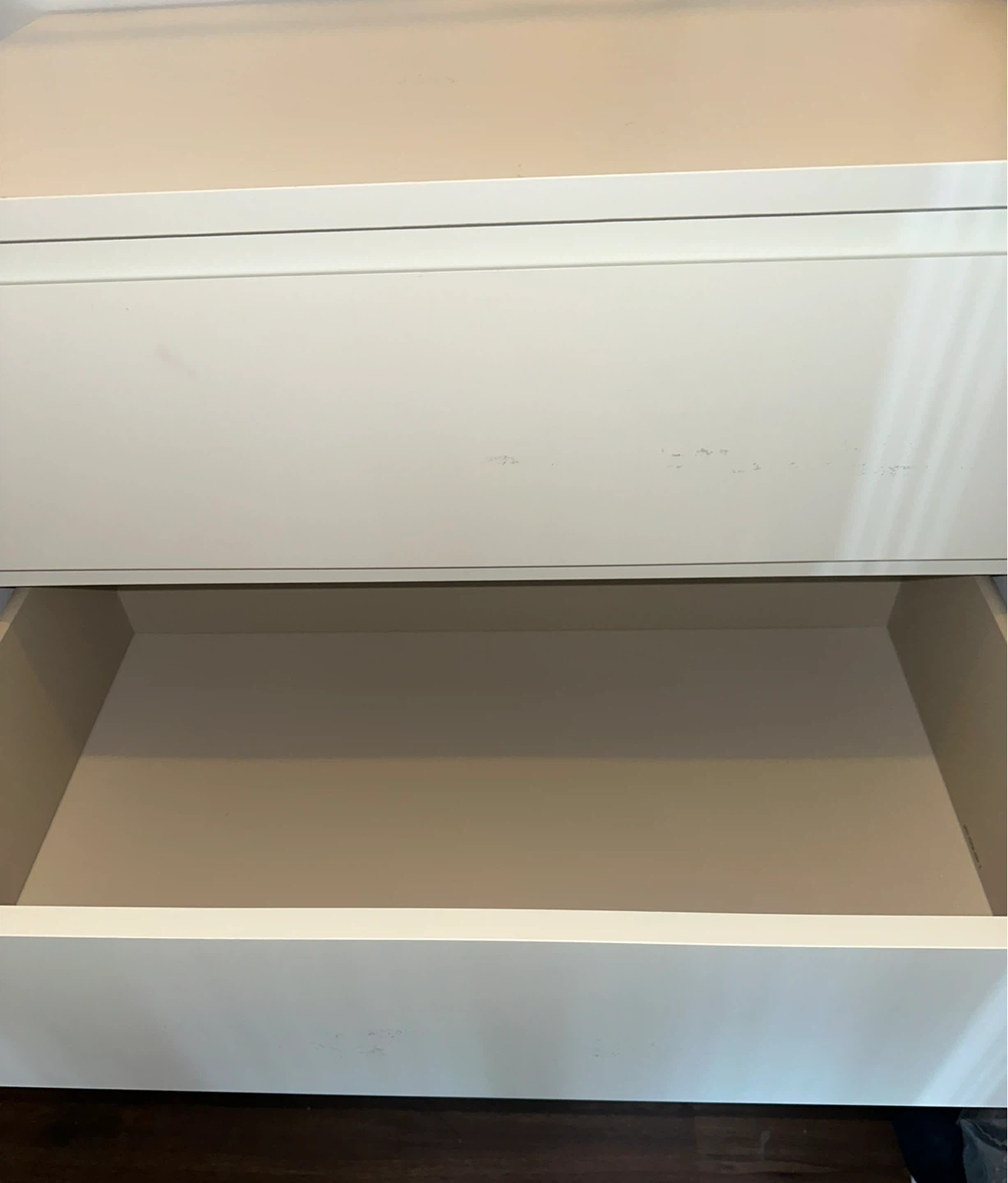 IKEA MALM 4-drawer dresser - photo 2