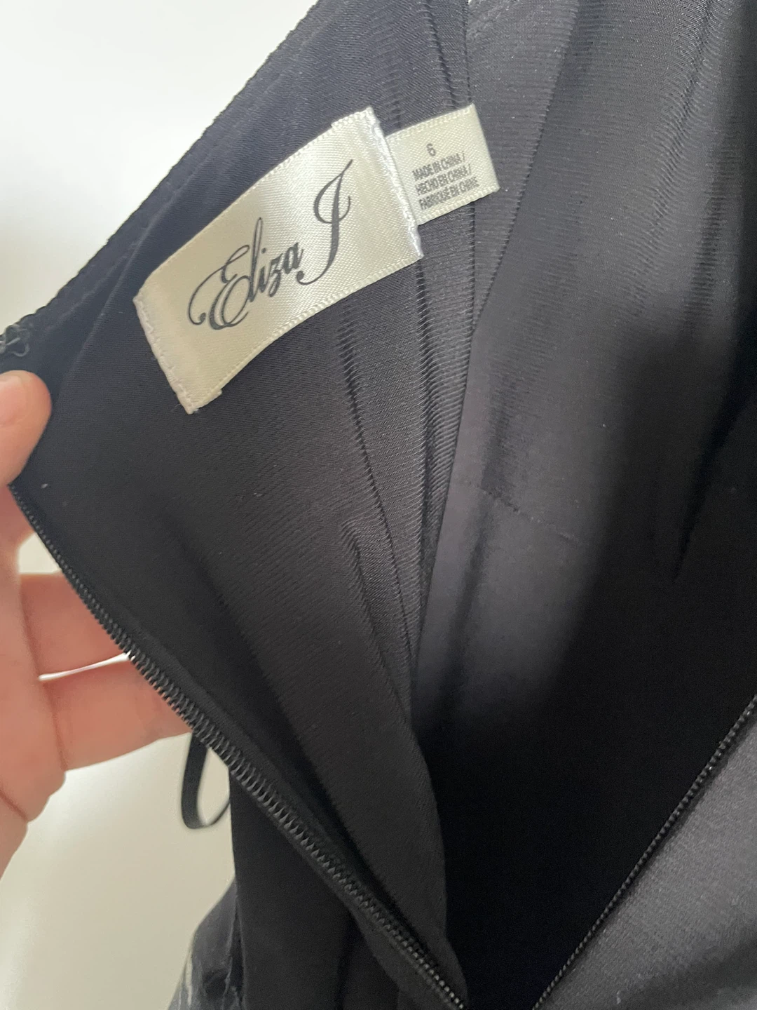 Black Floral Prom/ Graduation Dress Size 6 - photo 5