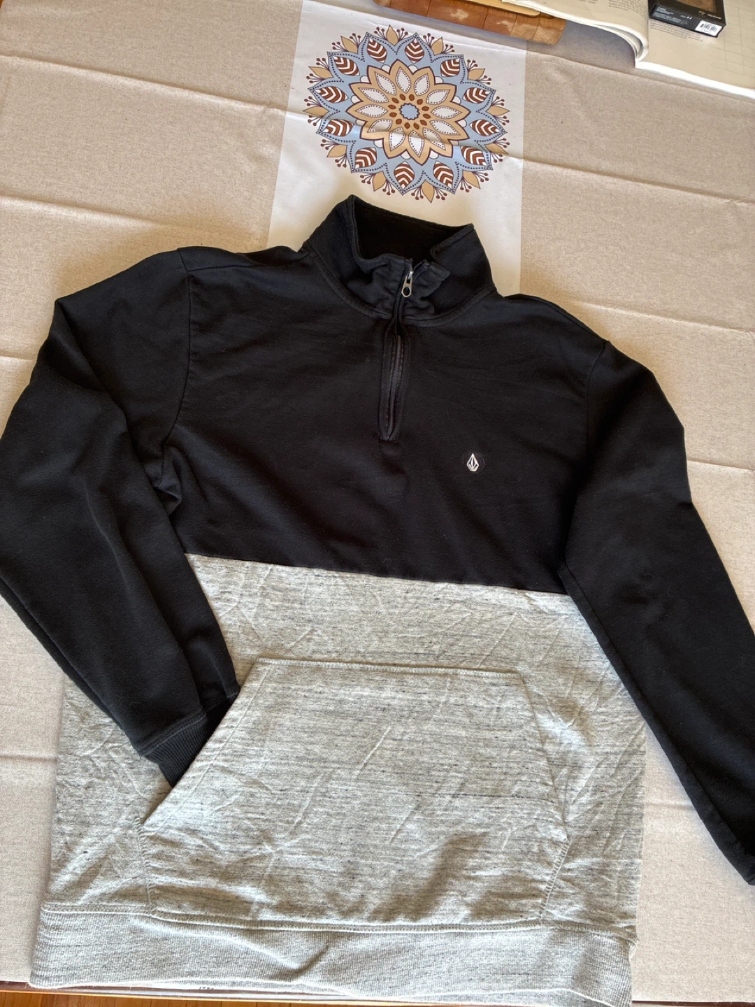 Volcom 1/4 Zip Pullover Sweatshirt - XL