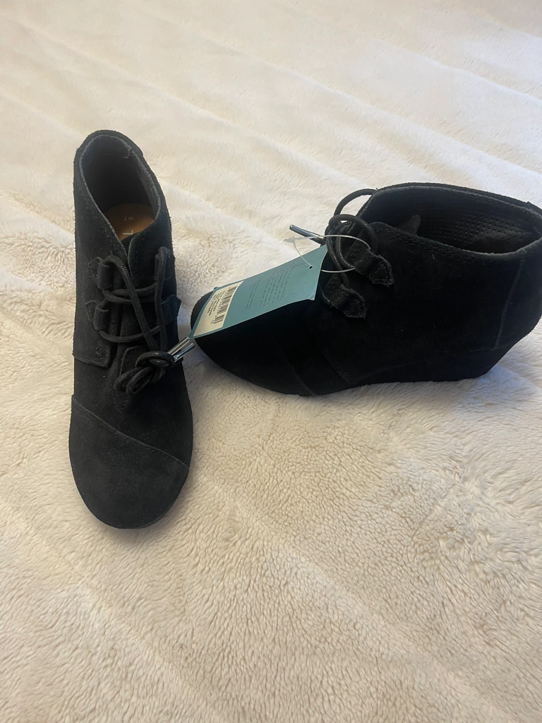 TOMS Black Suede Wedge Ankle Boots Size 7 - photo 3