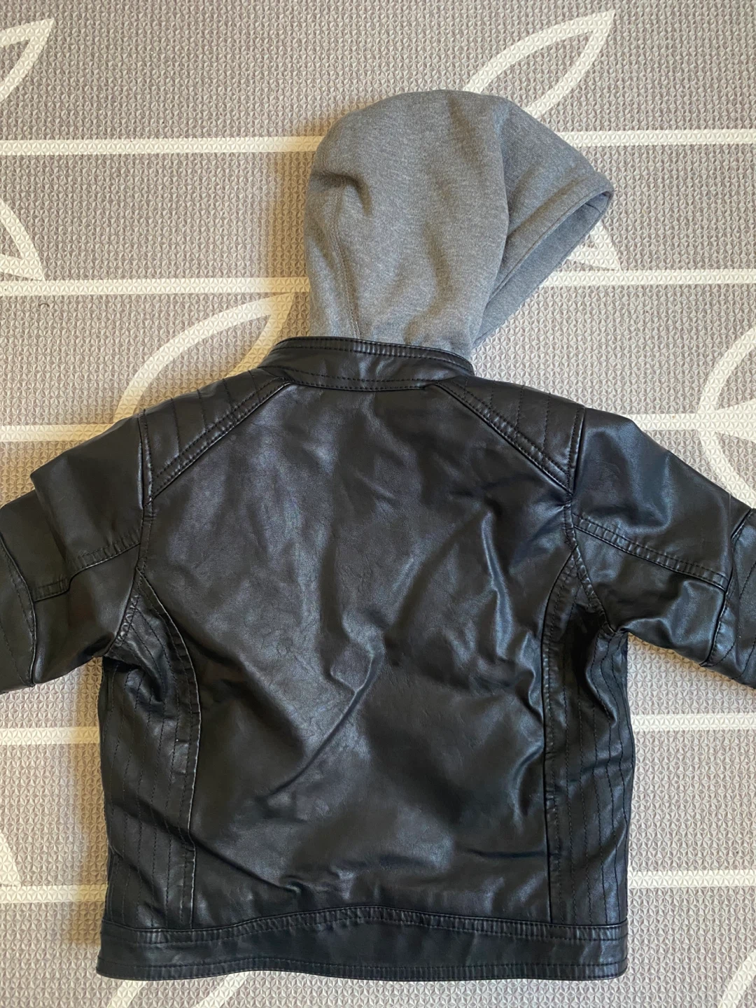 H&M Black biker Jacket with grey hood - Size 3-4Y🌱 - photo 3