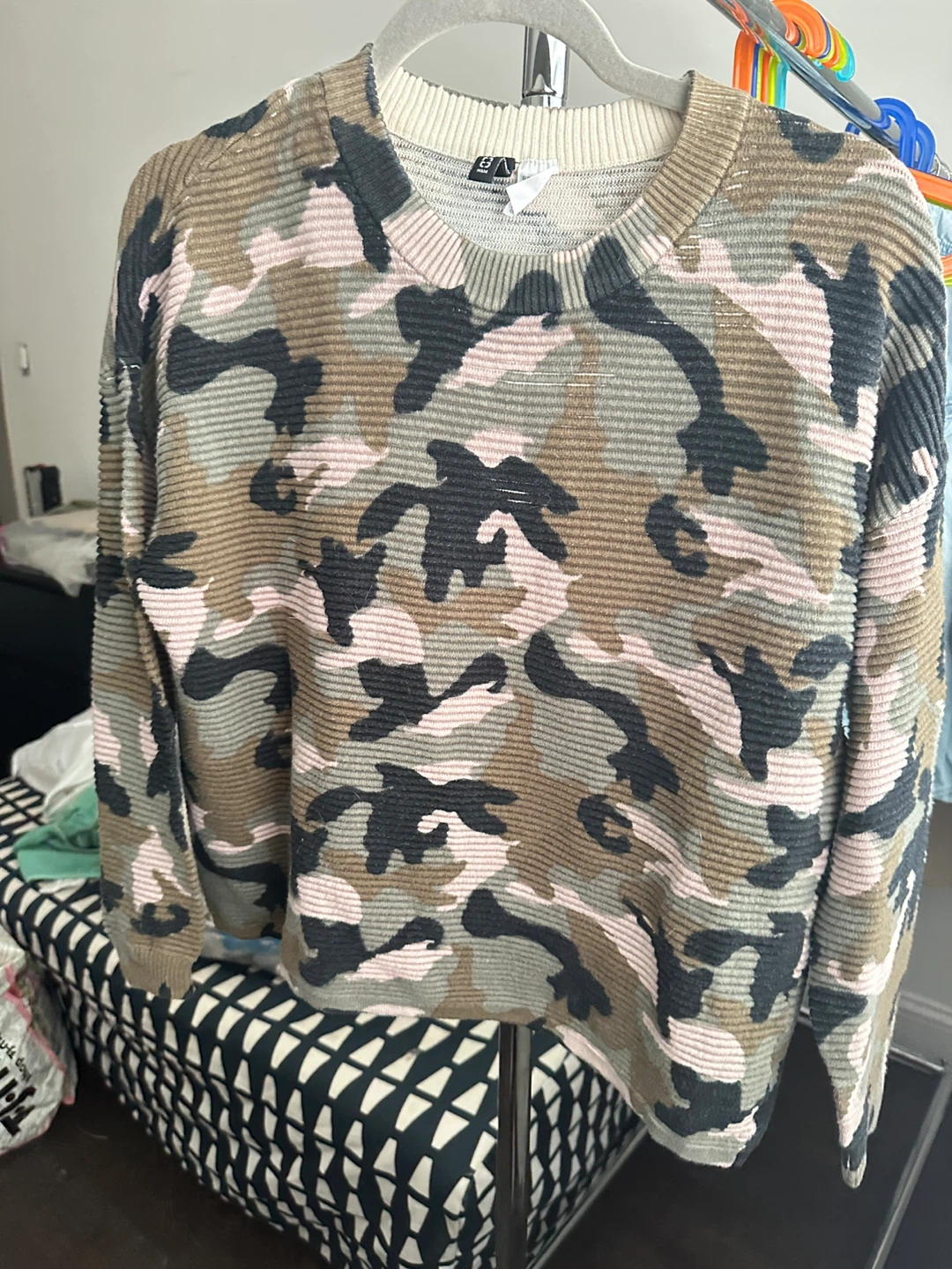 H&M Camouflage Knit Sweater Size S