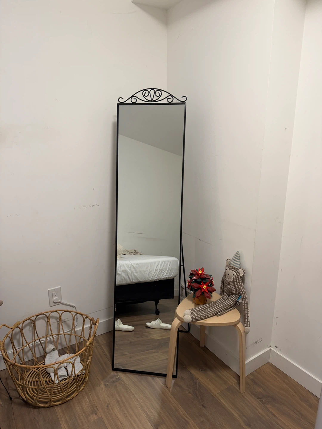 Full Length IKEA Standing Mirror