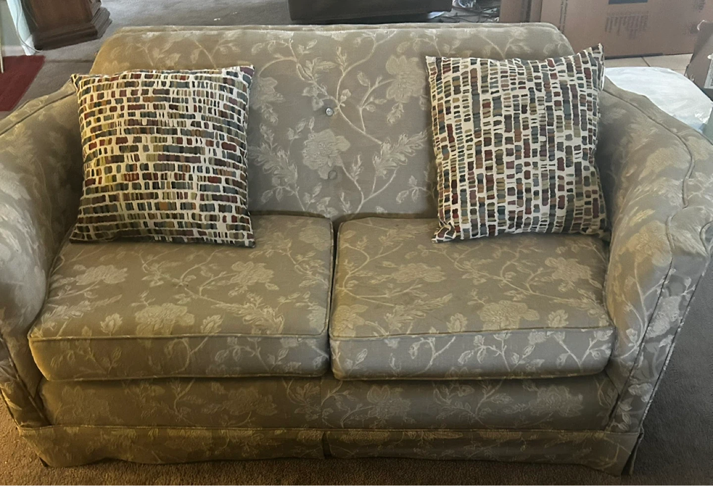 Floral Print Sofa with Accent Pillows
