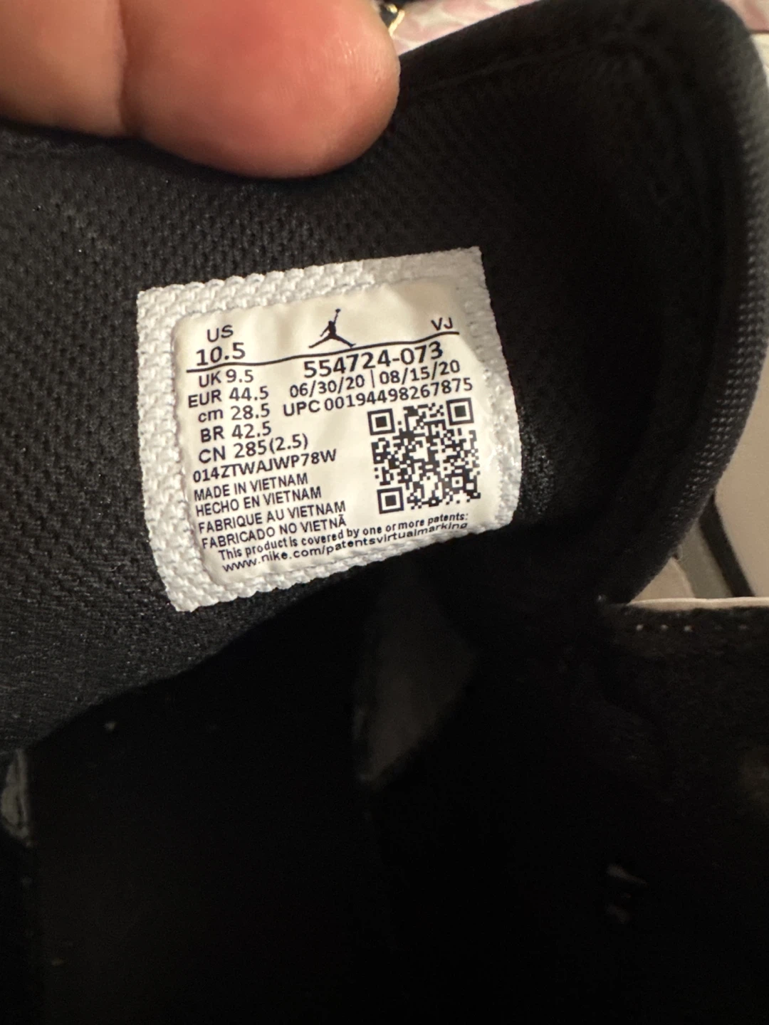 Air Jordan 1 High OG "Light Smoke Grey" - photo 3