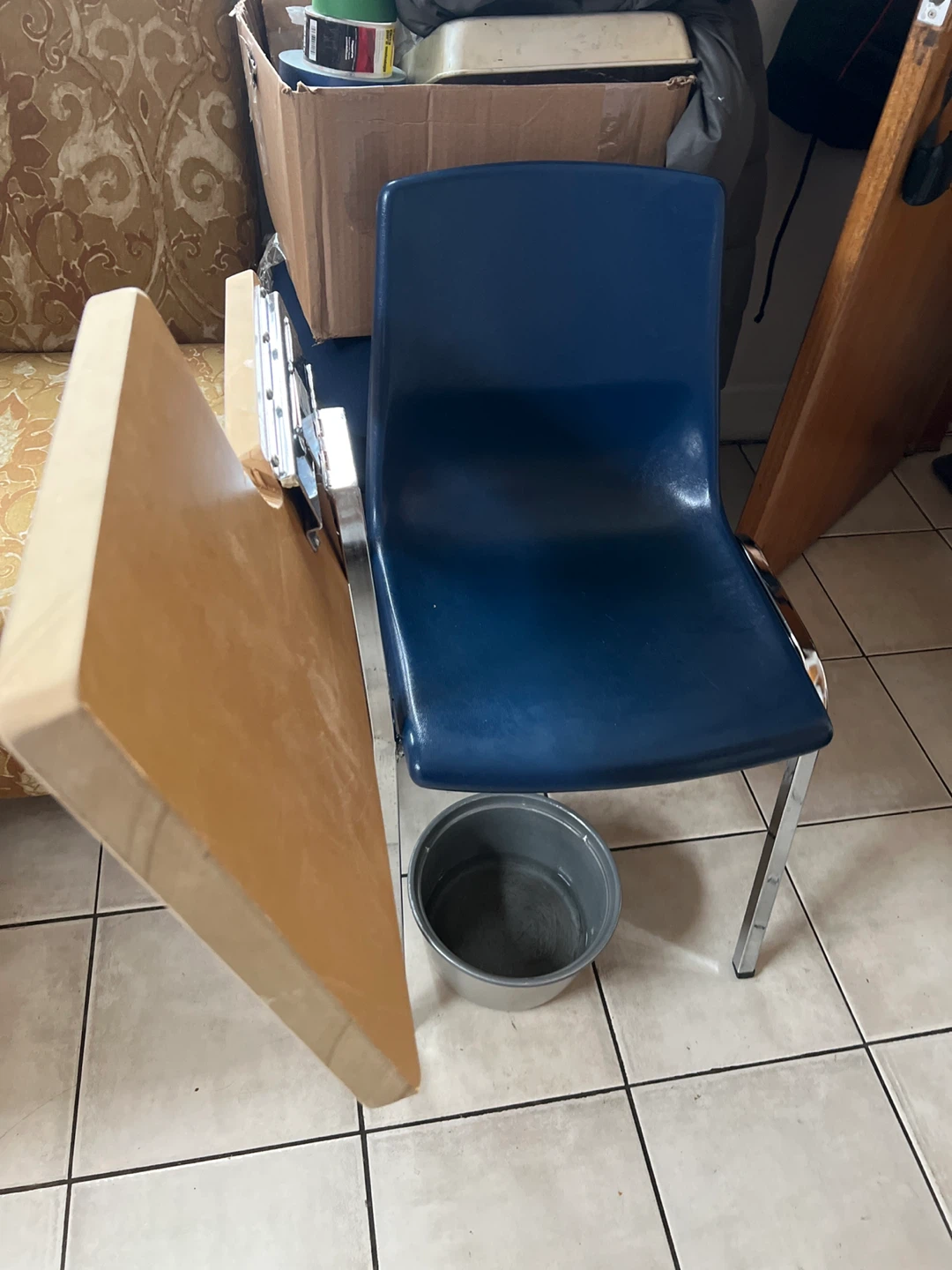Blue student chair with attached writing tablet - photo 2