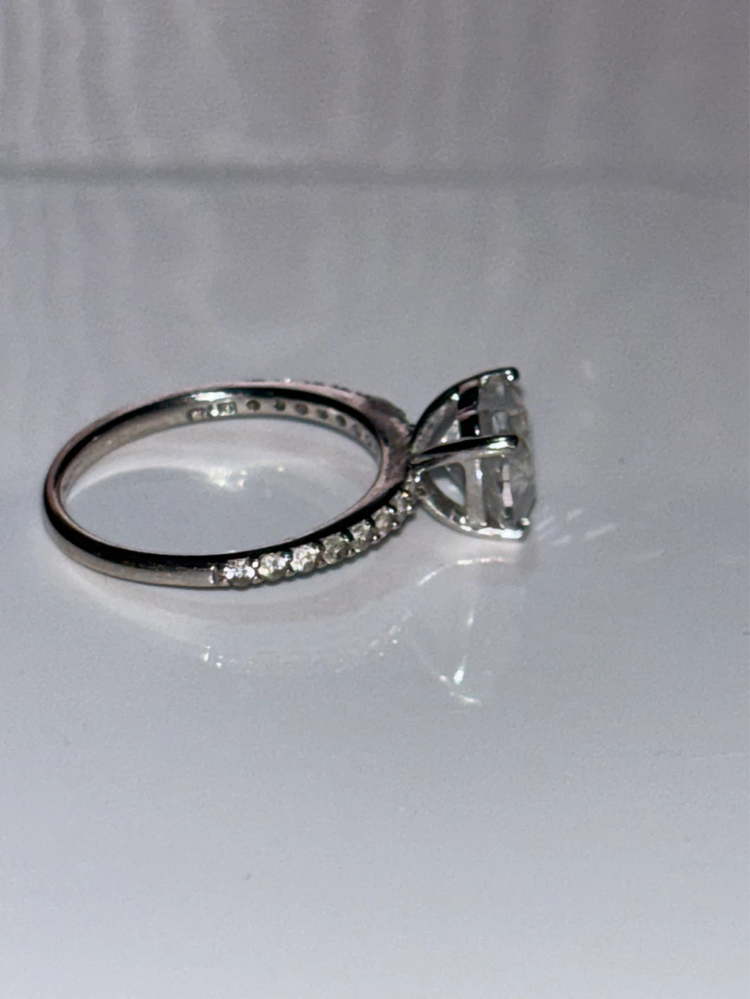 Diamond heart shaped white gold ring - photo 3
