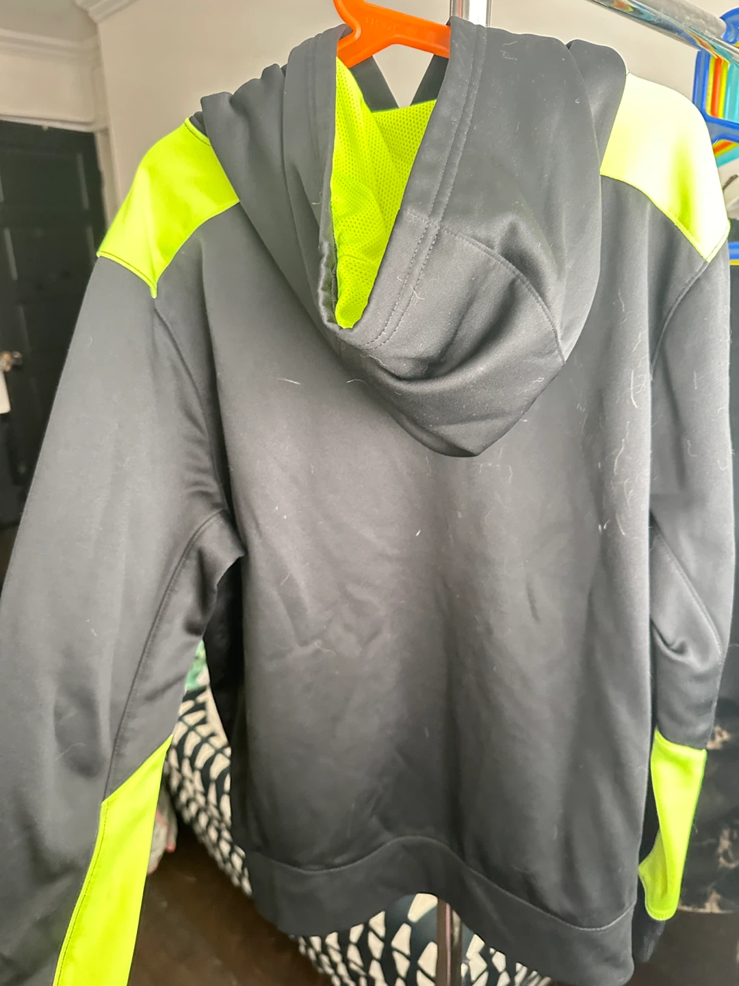Boys Nike Dri-FIT Hoodie XL Black Neon Swoosh - photo 2