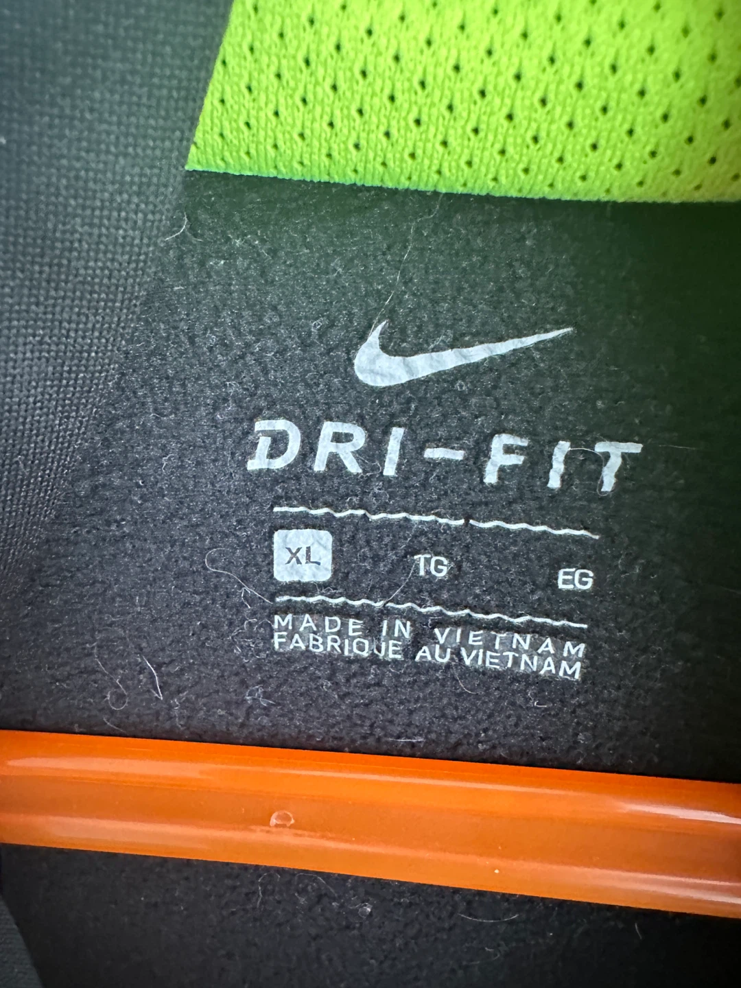 Boys Nike Dri-FIT Hoodie XL Black Neon Swoosh - photo 3