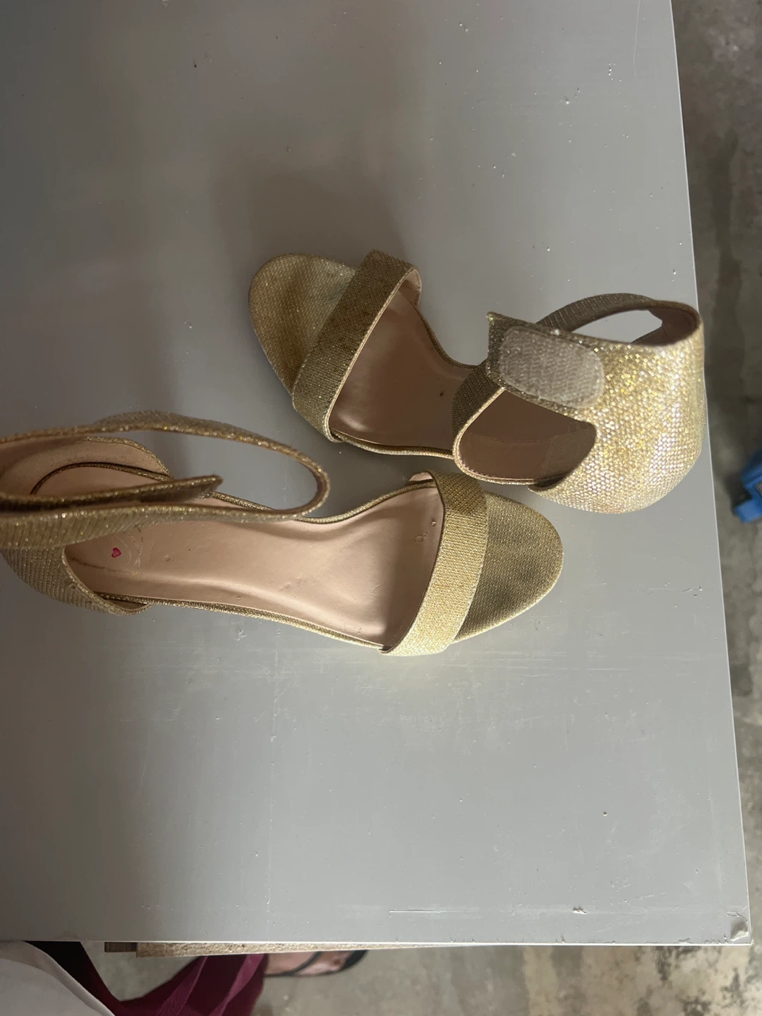 Gold Glitter Heeled Sandals - photo 2