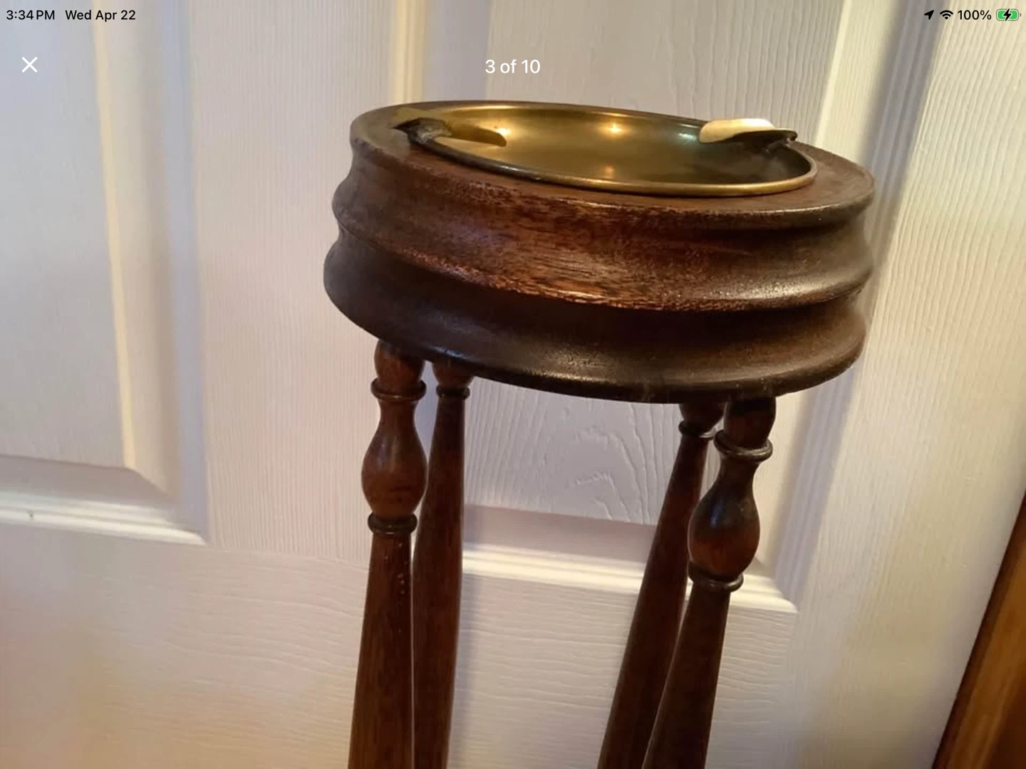Antique Mahogany Wood Standing Ashtray 🐞