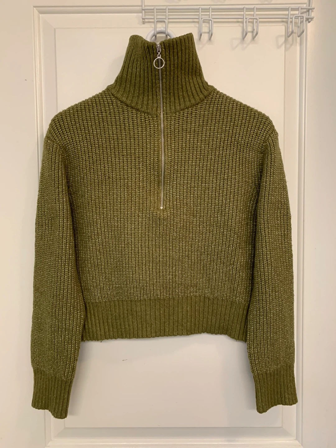Green Ribbed Half-Zip Sweater - Size S 🌱