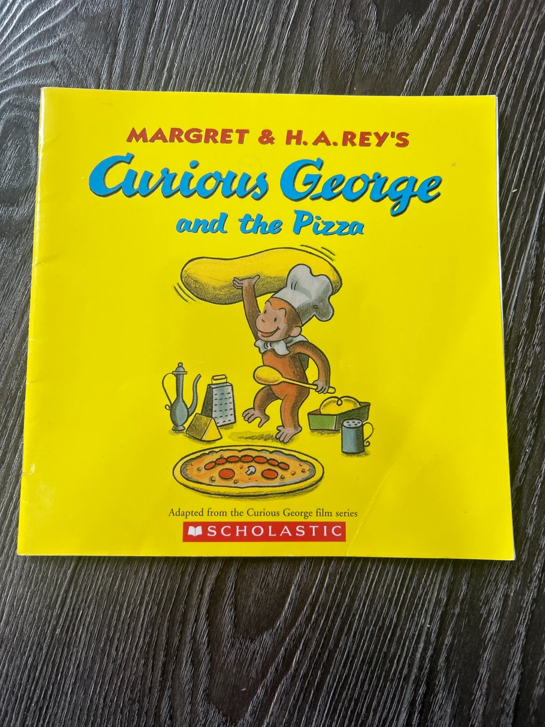 Curious George and the Pizza Book 🌱