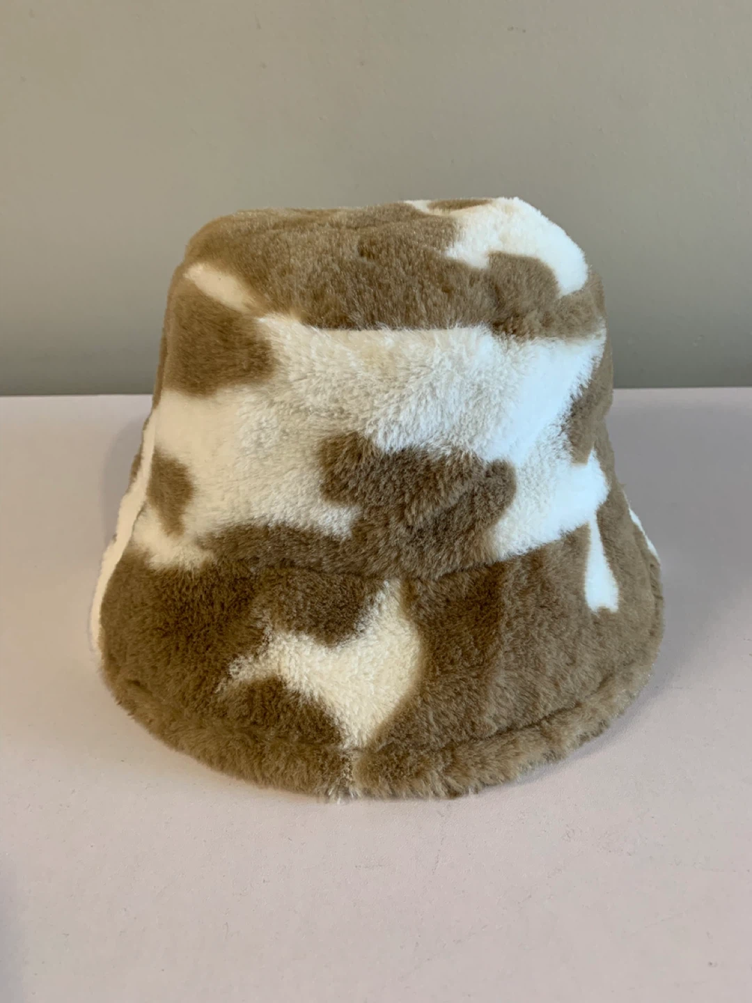 Fuzzy Cow Print Bucket Hat 🌱