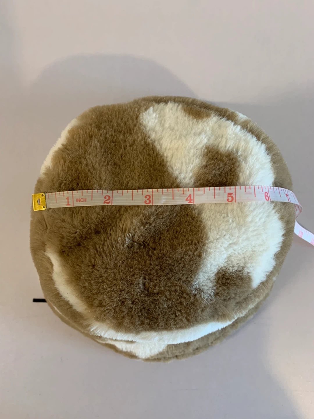 Fuzzy Cow Print Bucket Hat 🌱 - photo 5