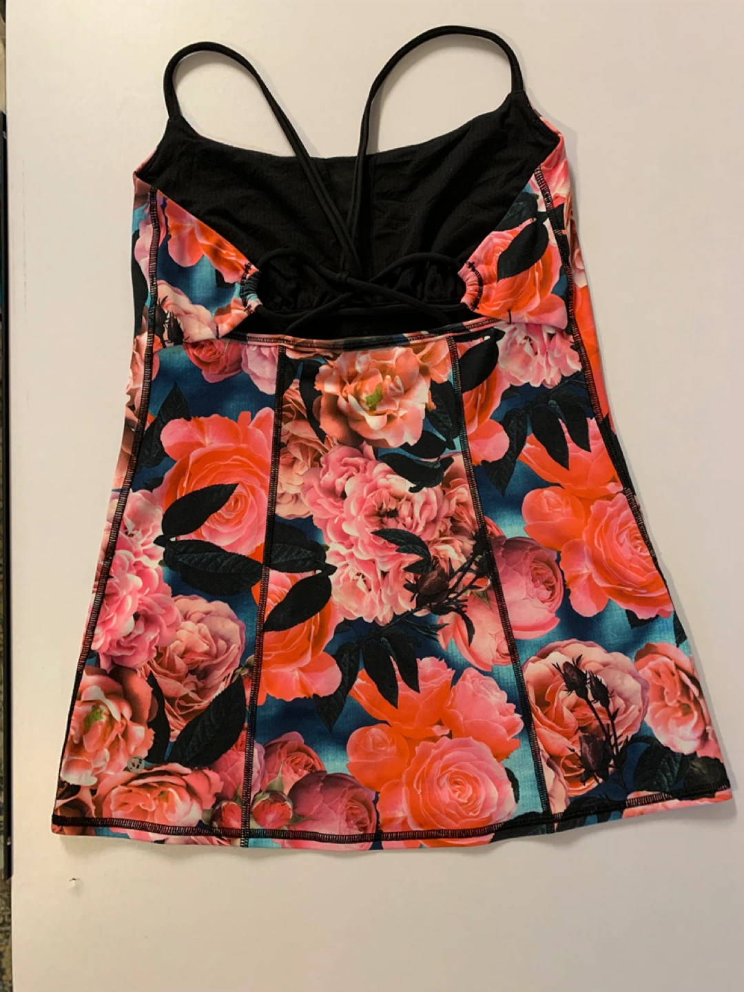 Lululemon Floral Tank Top 🌱 - photo 3