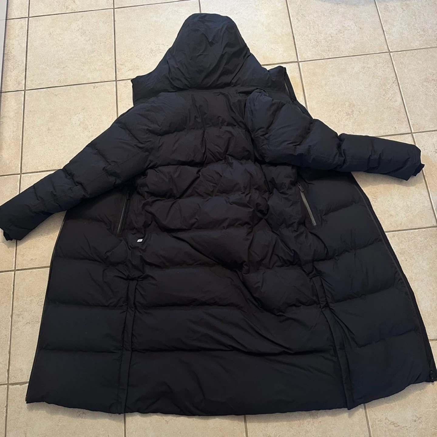 TNA Super Puff Jacket Size S Black - photo 4