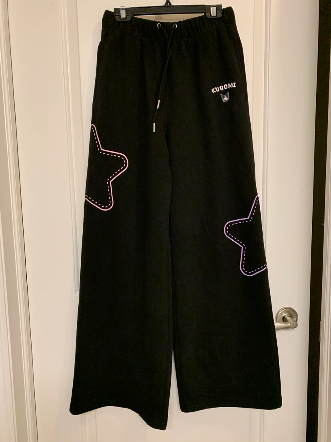 Kuromi Black Sweatpants with Star Stitching - Size M 🌱