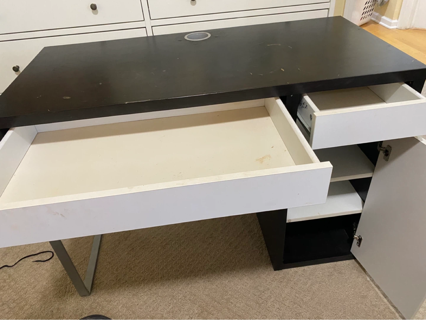 IKEA MICKE Desk - photo 3