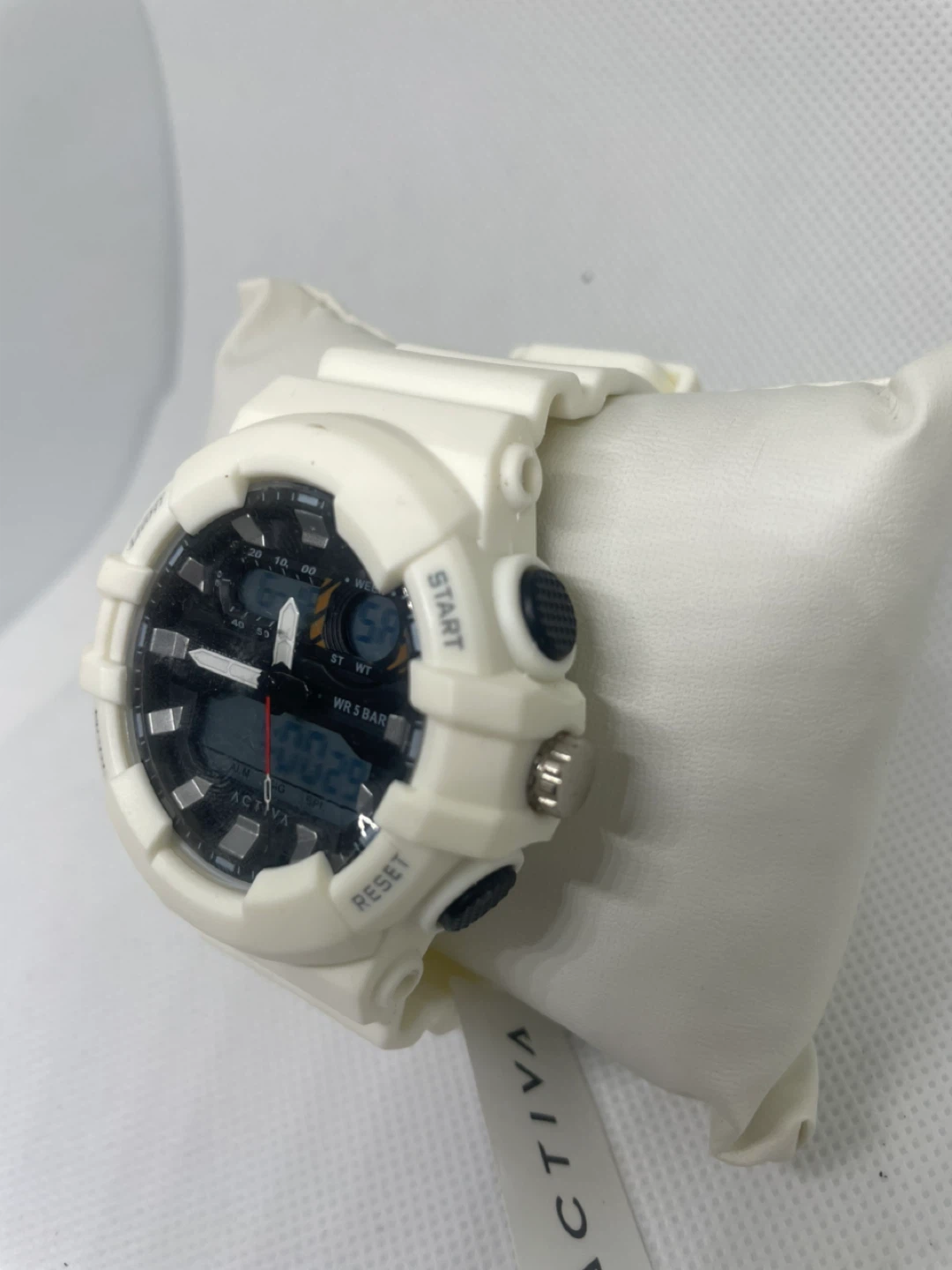 Brand New Activa White Sport Digital Watch (50mm) - photo 3