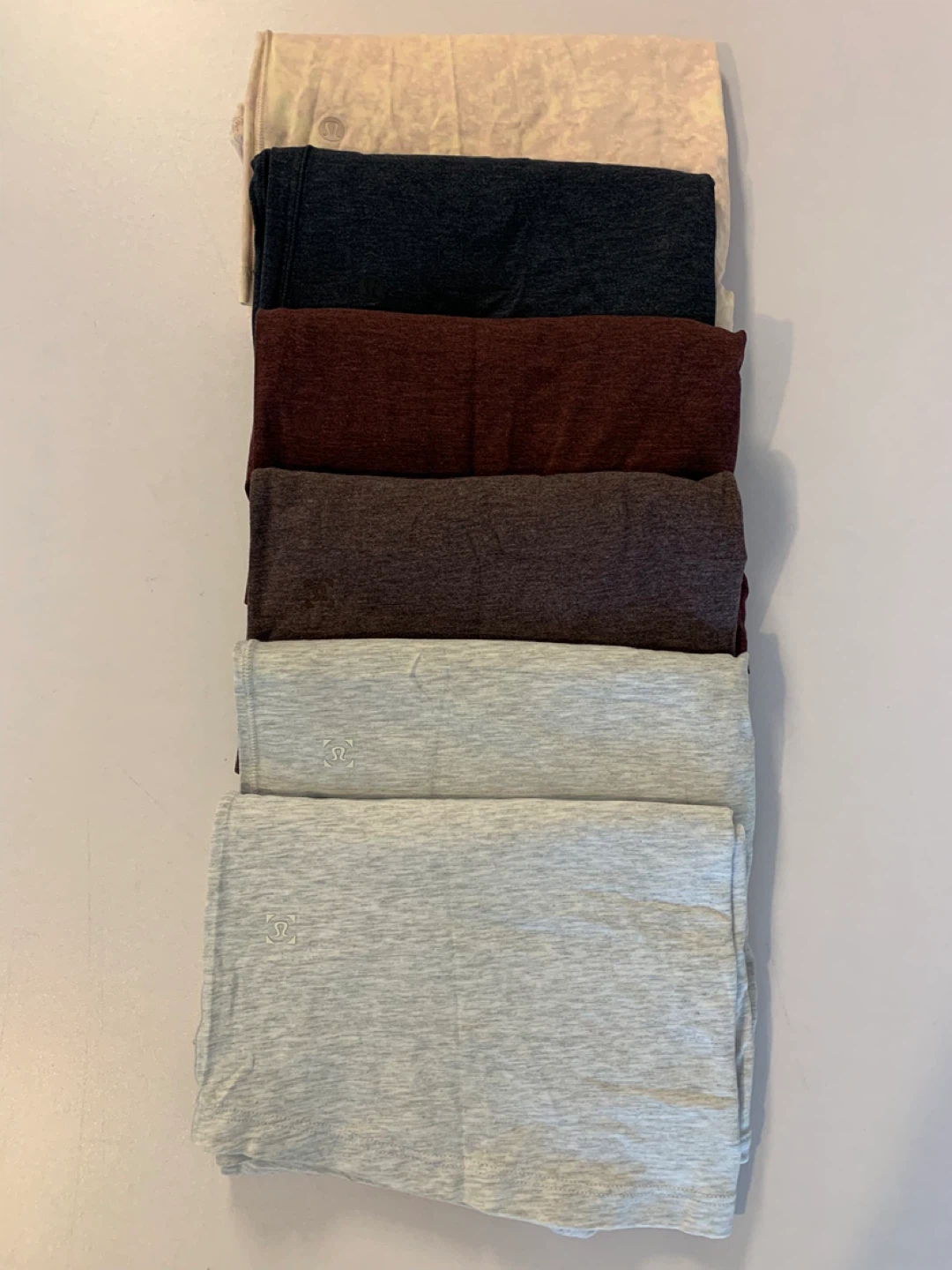 Lululemon T-Shirts Small- Bundle of 6🌱