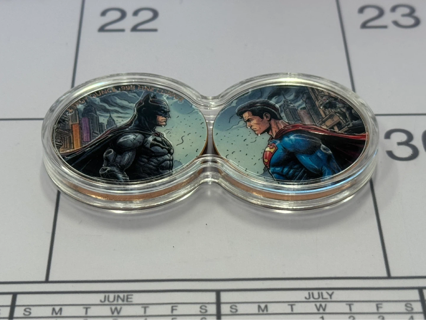 Batman vs Superman 2 Troy Ounce .999 Fine Copper Round 🌱 - photo 2