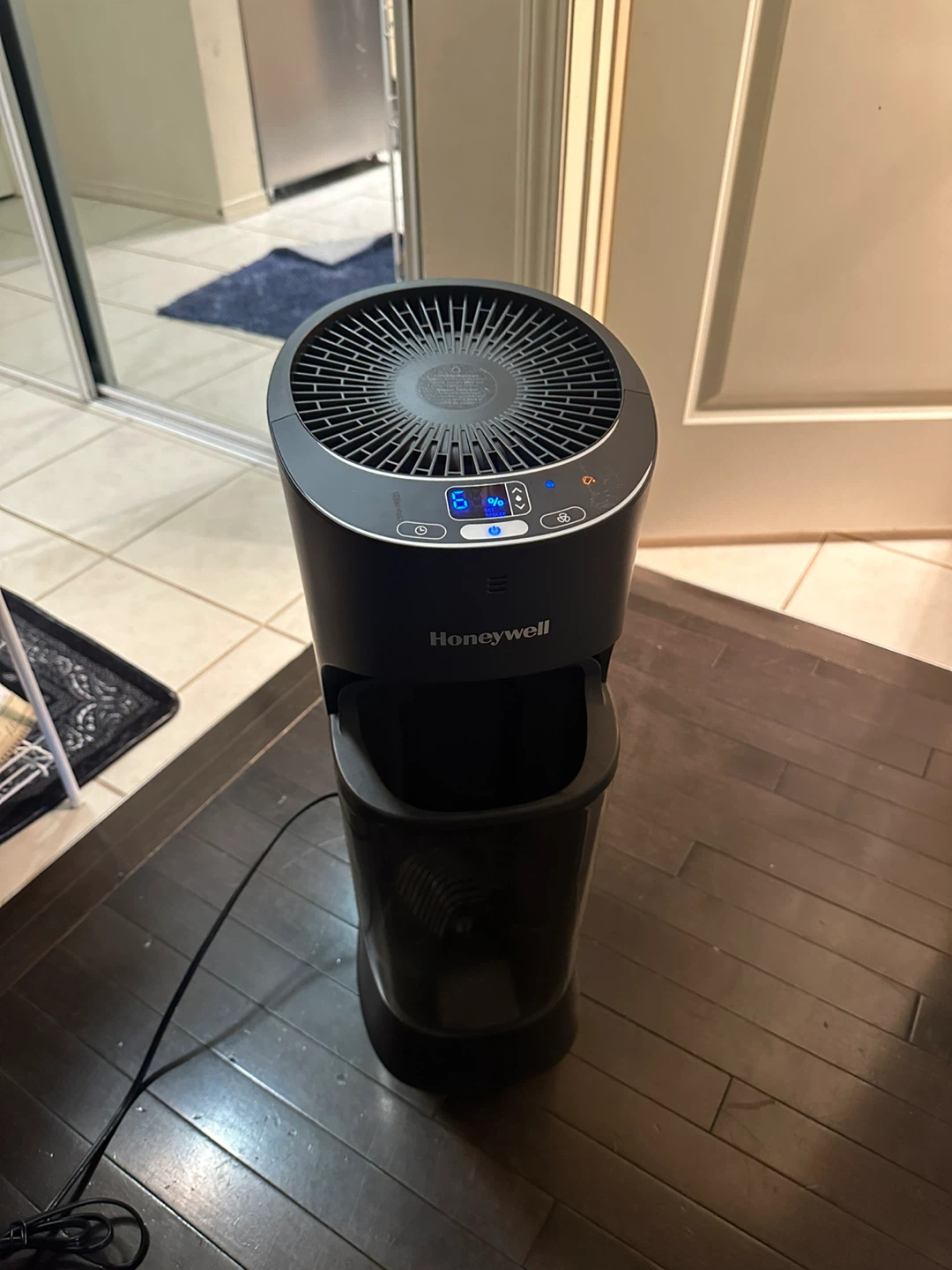 Honeywell  humidifier - photo 2