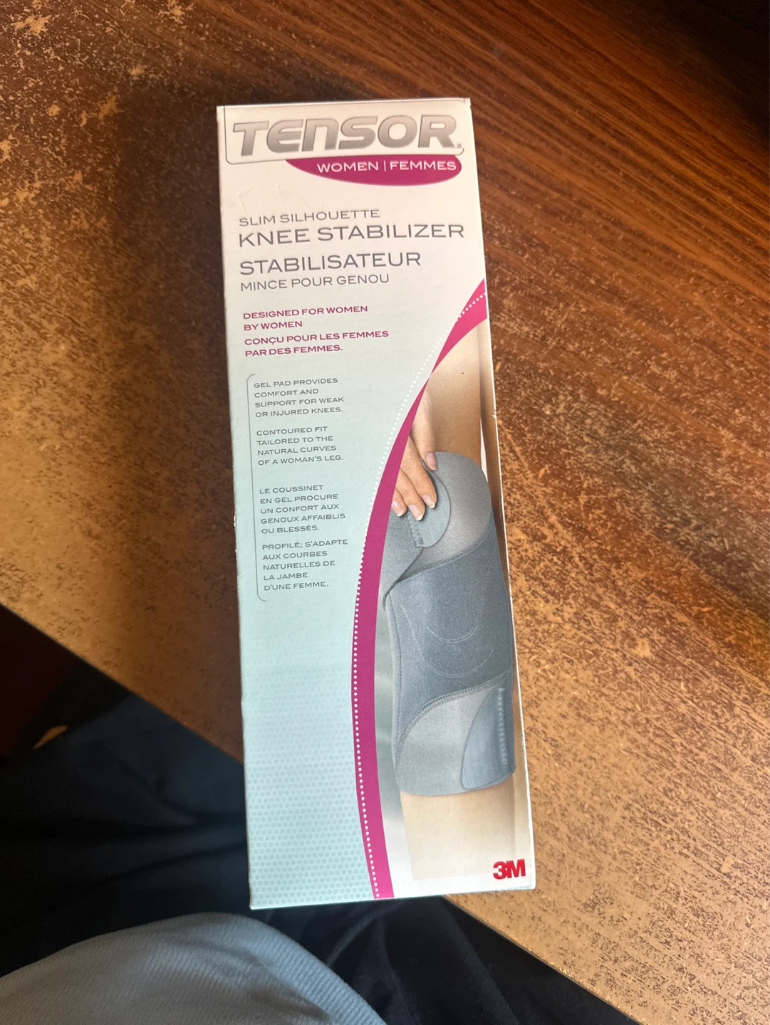 Slim Silhouette Knee Stabilizer