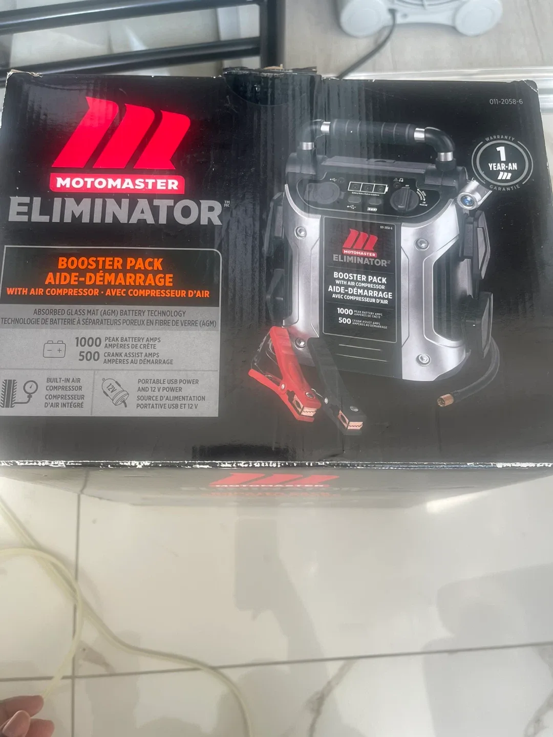 Motomaster Eliminator Booster Pack with Air Compressor