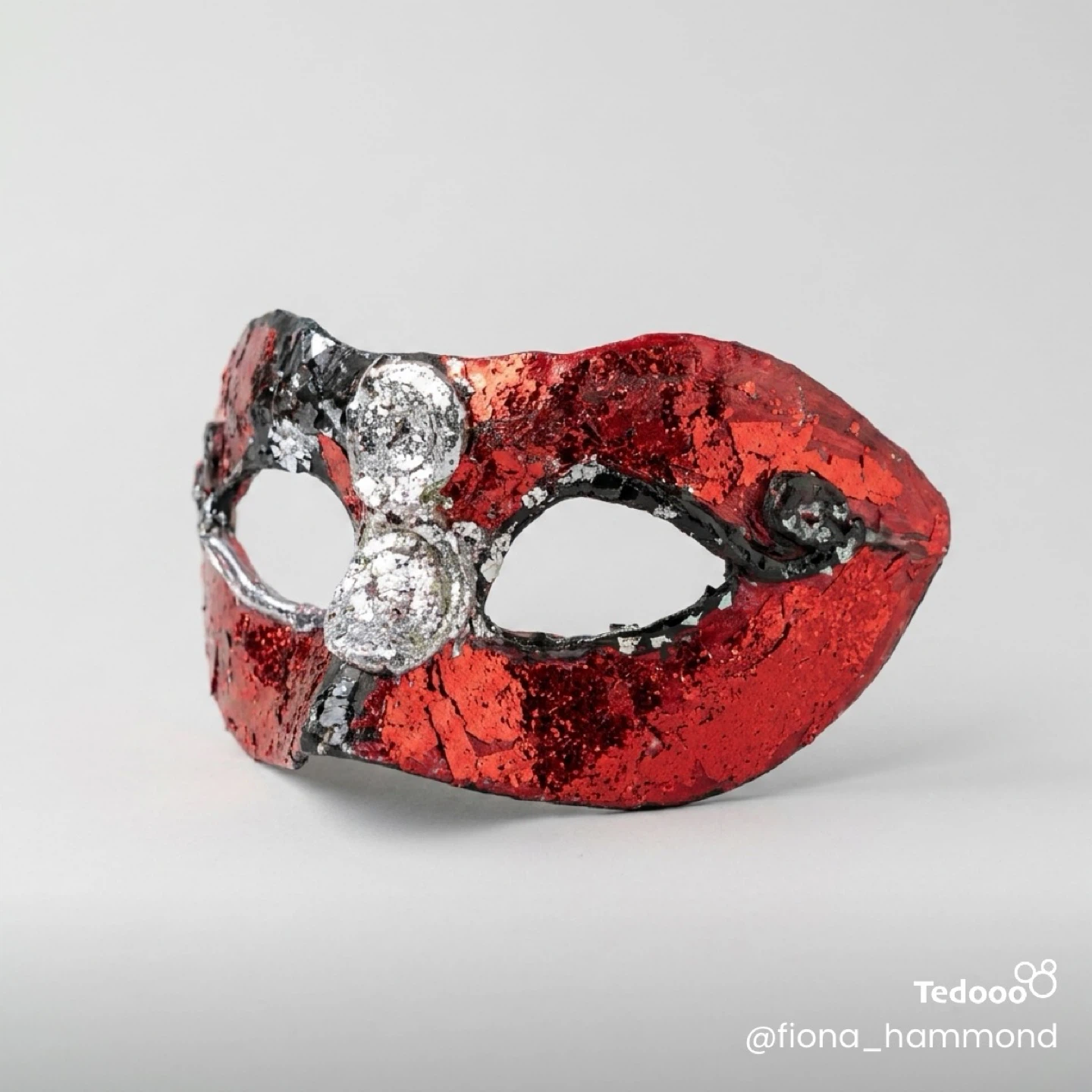 Hand crafted Red and Black Masquerade Mask - photo 2