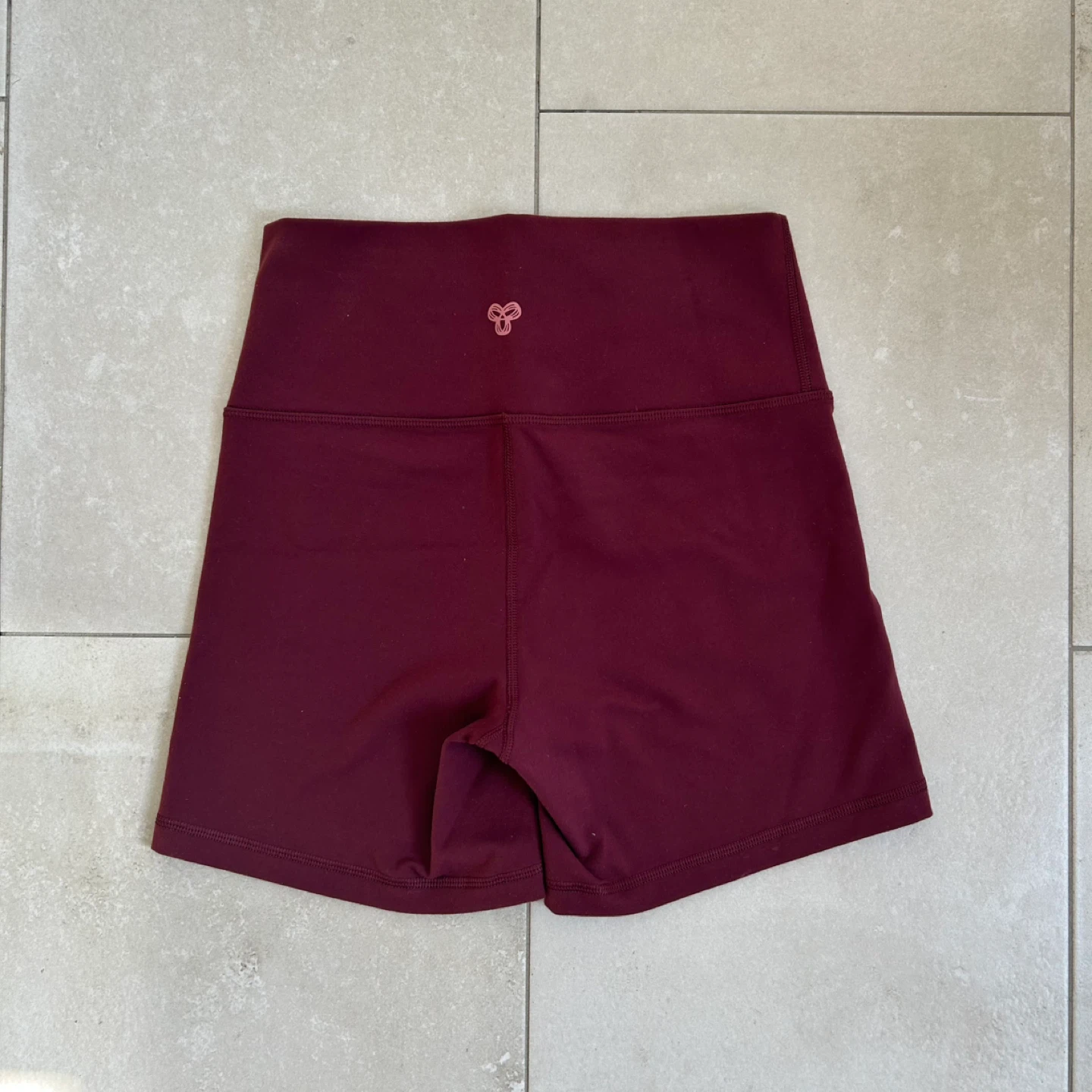 Tna Burgundy High-Rise Shorts - photo 3