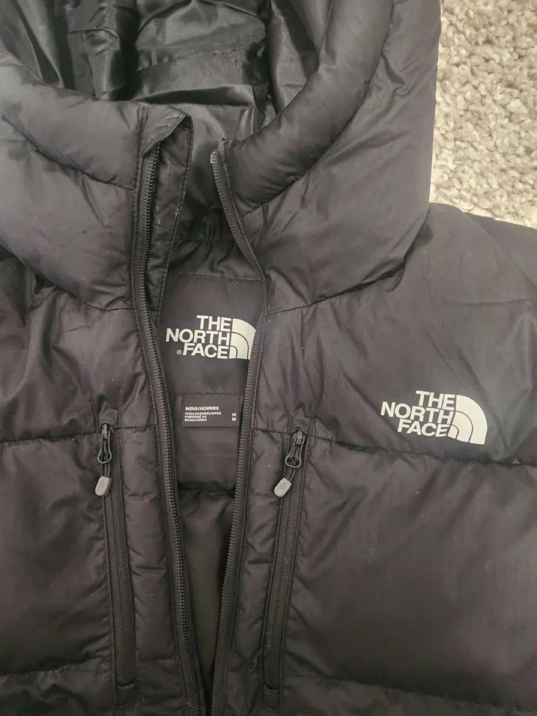 The North Face Puffer Jacket - Black - Men's Medium - photo 2