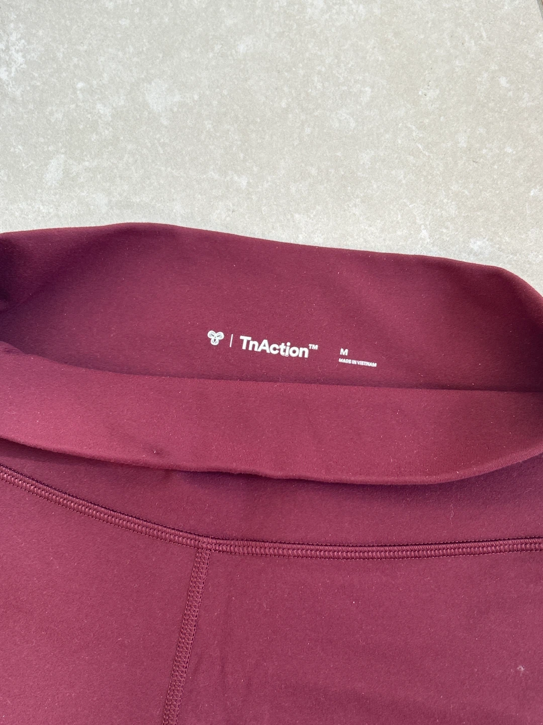 Tna Burgundy High-Rise Shorts - photo 4