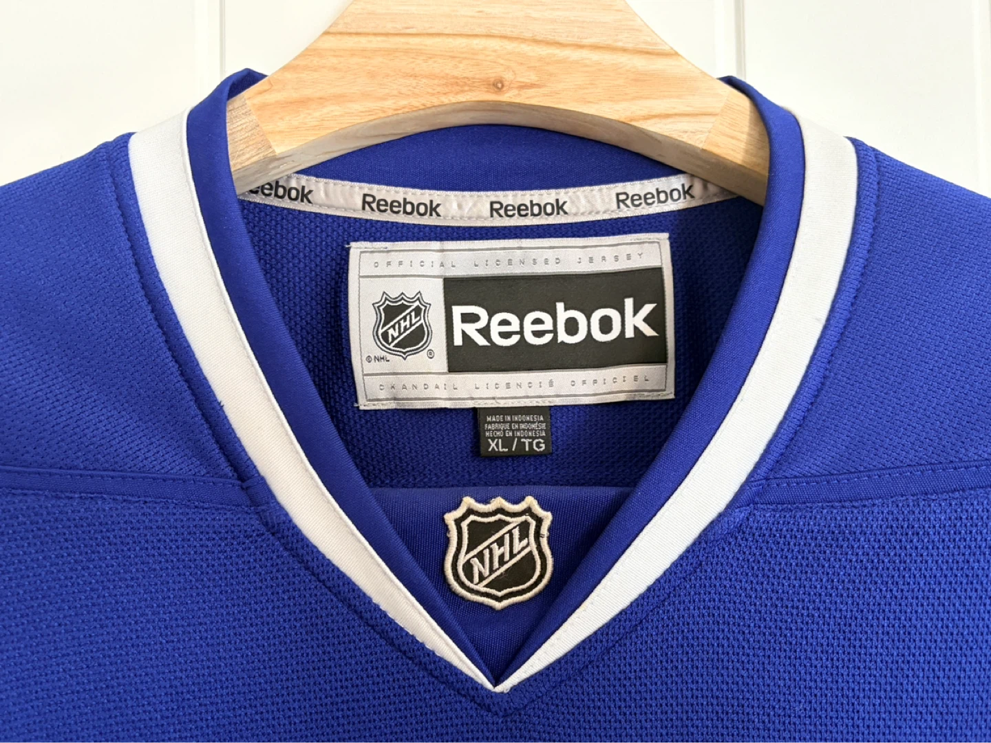 Authentic Reebok Vancouver Canucks Orca Blue Jersey Size XL - photo 3