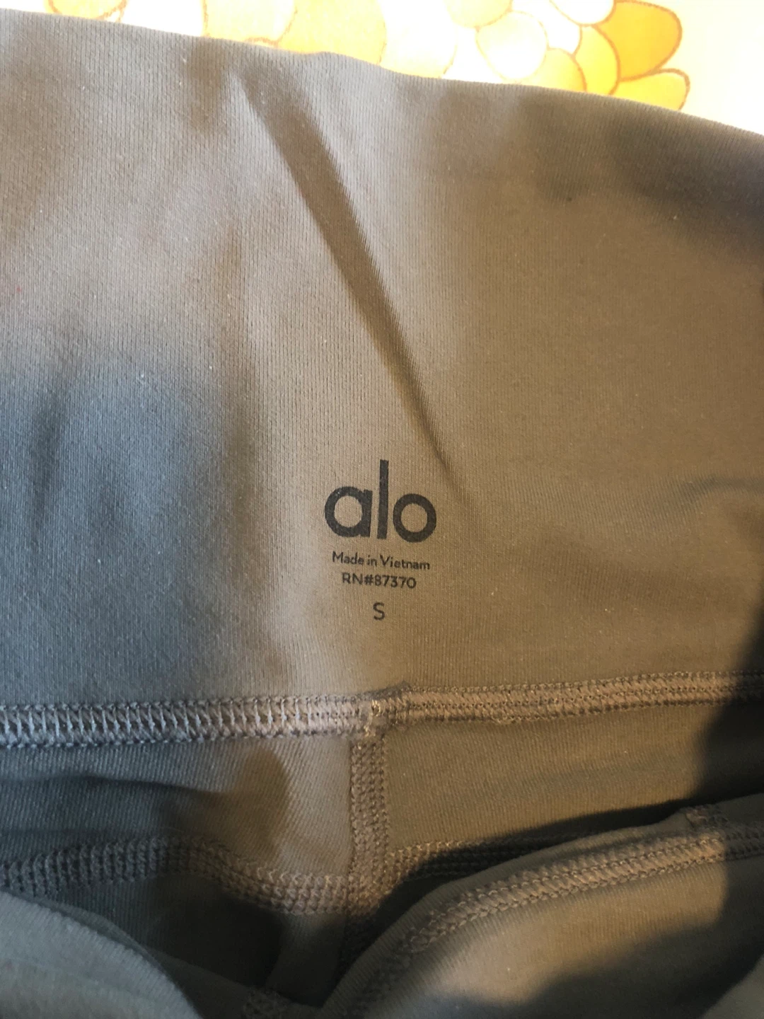 ALO Yoga High Waist Avenue Leggings 🌱 - photo 4