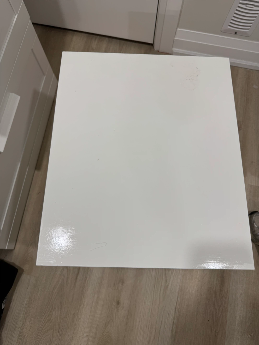 White 2-Drawer Nightstand - photo 4