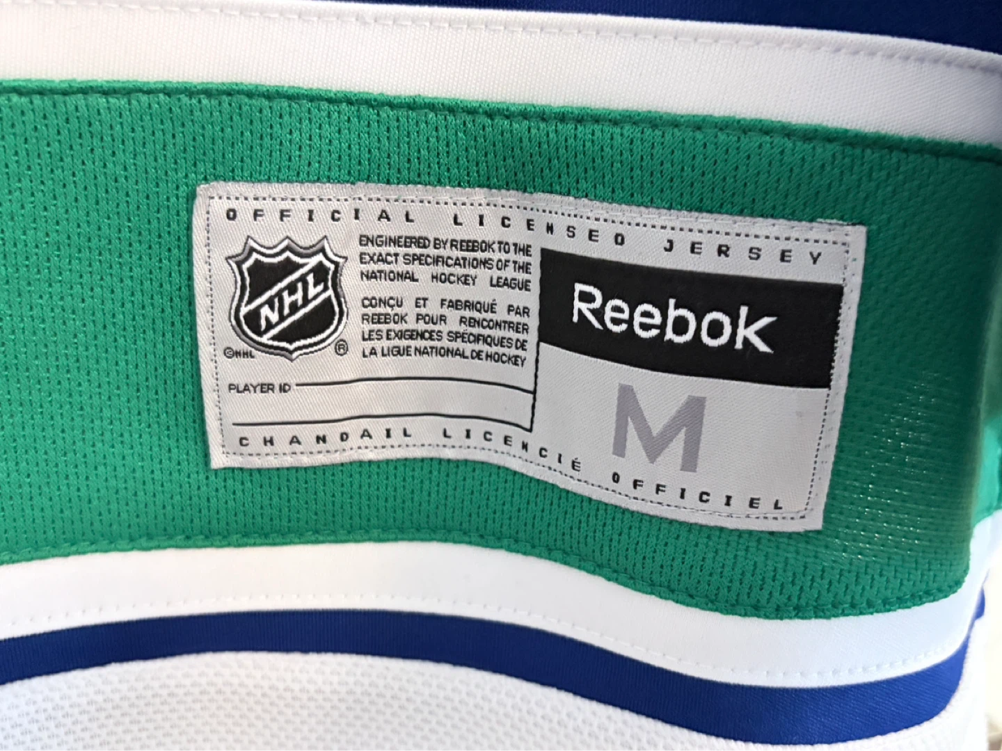 Authentic Reebok Vancouver Canucks Orca White Jersey Size Medium - photo 4