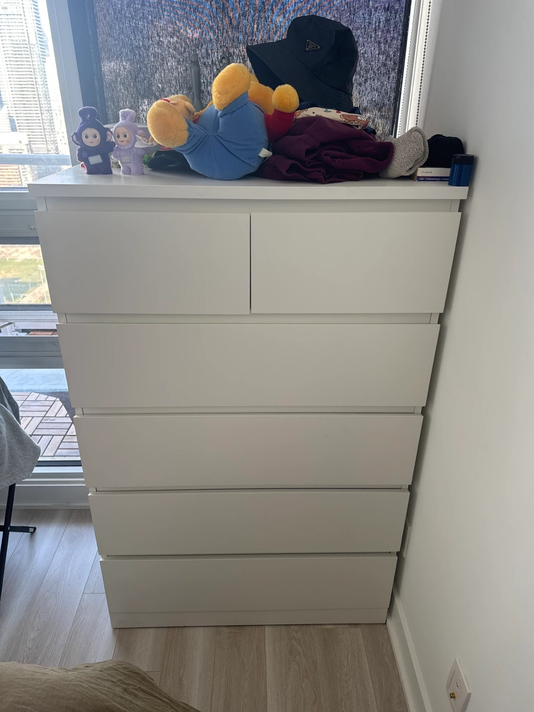 Ikea MALM White 6-Drawer Dresser