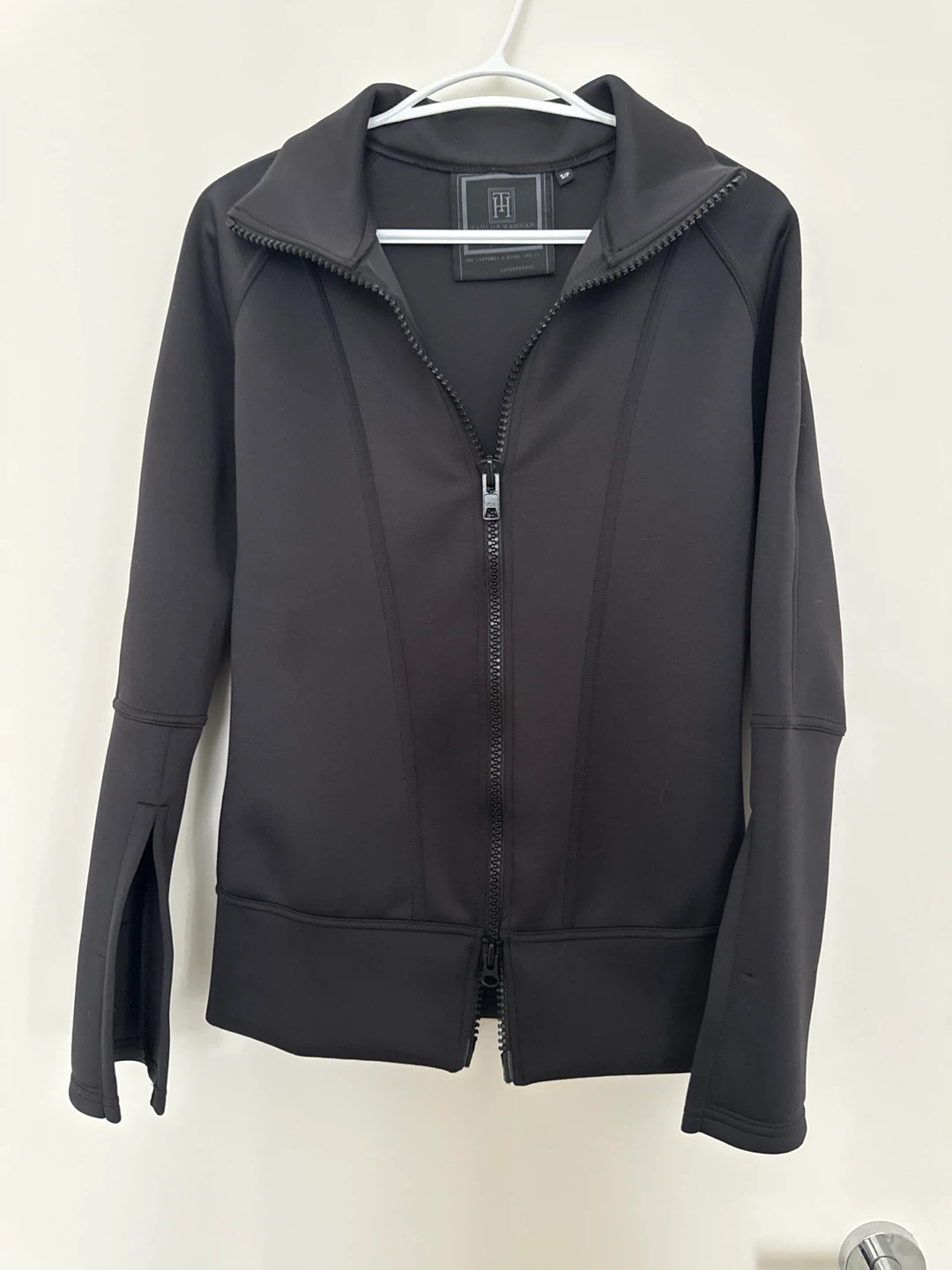 Limited edition Taylor Hannah Fashion Black Zip-Up Jacket - photo 3