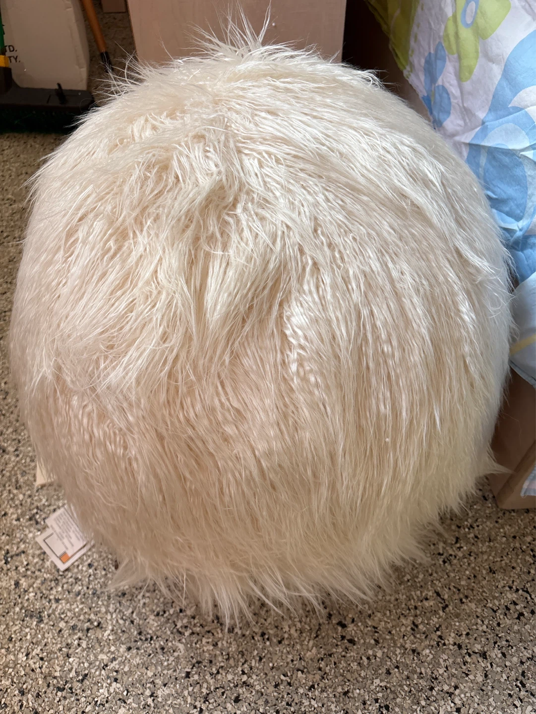 Cream Faux Fur Round Pouf Ottoman