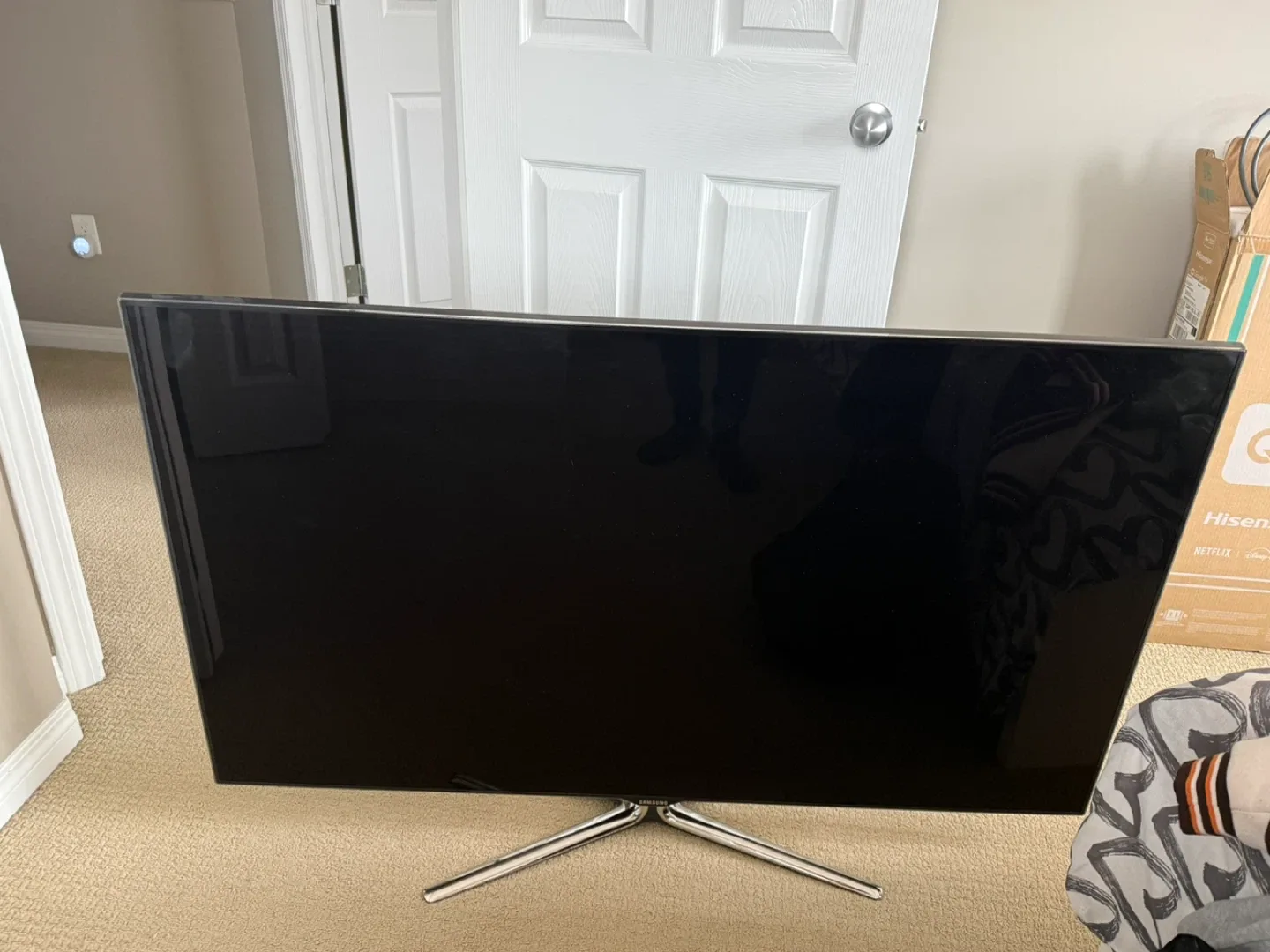 Samsung 55" UN55ES7050 Smart LED TV